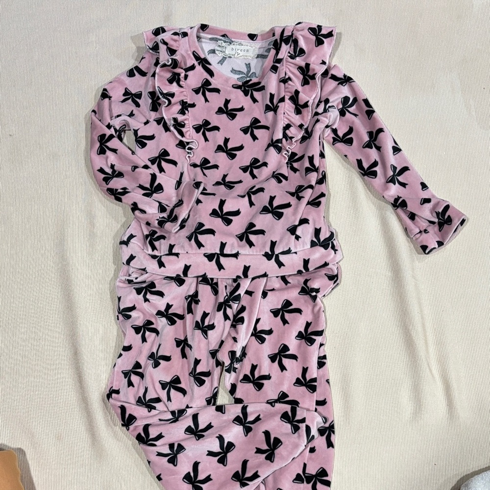 Pink Ruffle  Set with Black Bow Pattern